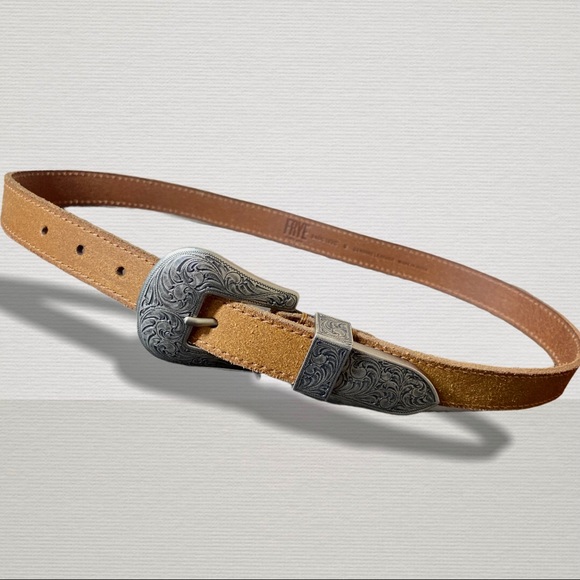 FRYE & CO WOMEN’S VINTAGE SKINNY WESTERN BELT - Picture 2 of 3